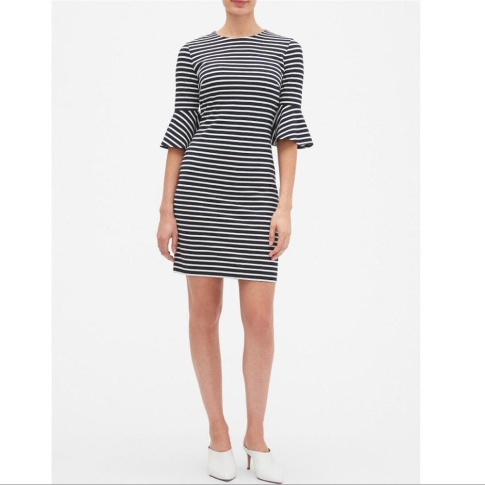 Banana republic bell sleeve sheath dress